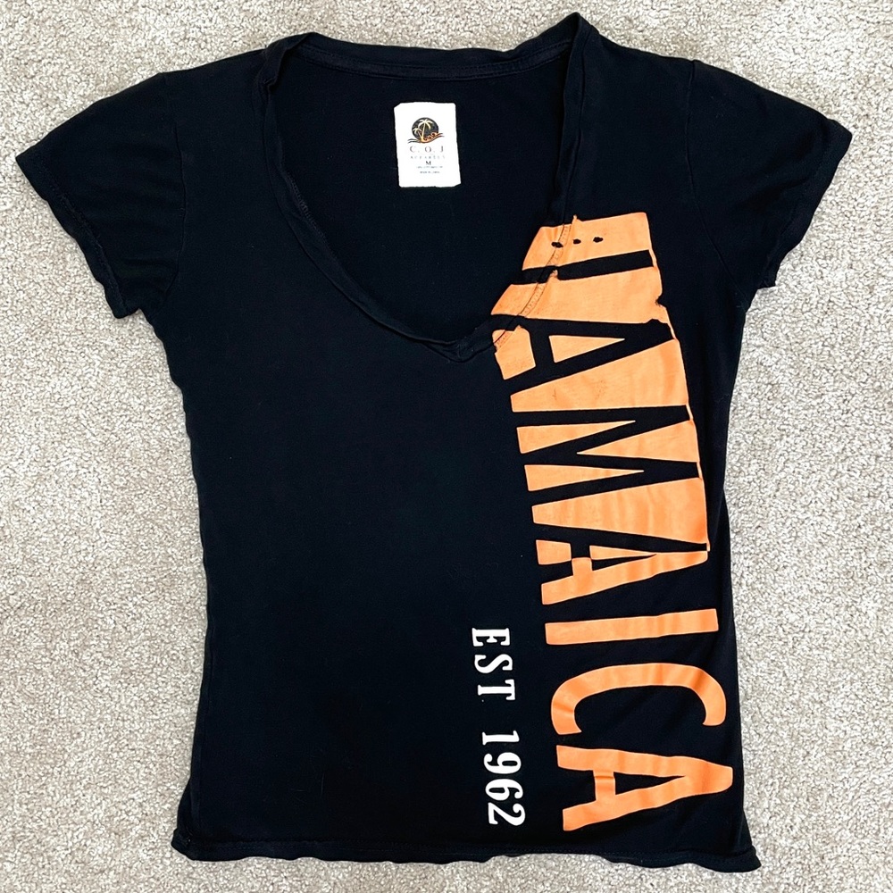 Jamaica Established 1962 low cut v-neck fitted t-shirt 100% soft cotton small
